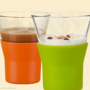 Close up preview of Bormioli Rocco Ypsilon Brio 220ml glass cups with chai and almond milk